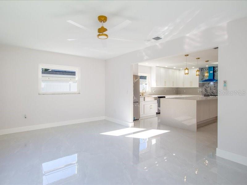 4704 W PRICE AVE, TAMPA, FL, 33611