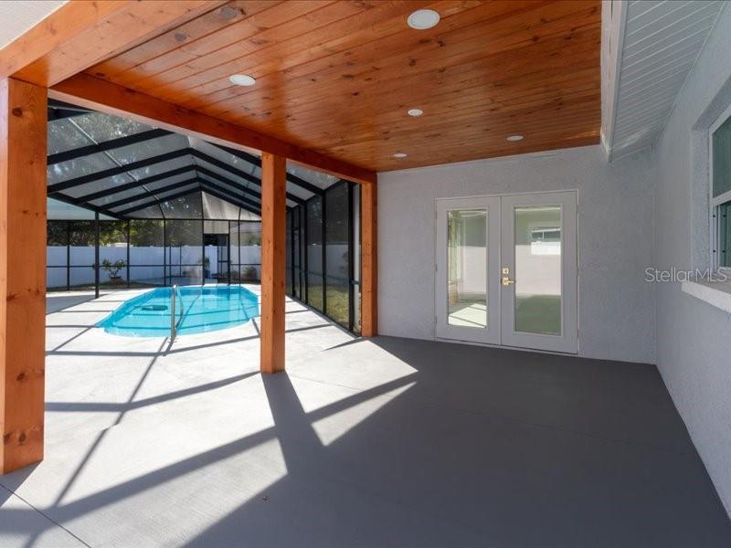 4704 W PRICE AVE, TAMPA, FL, 33611