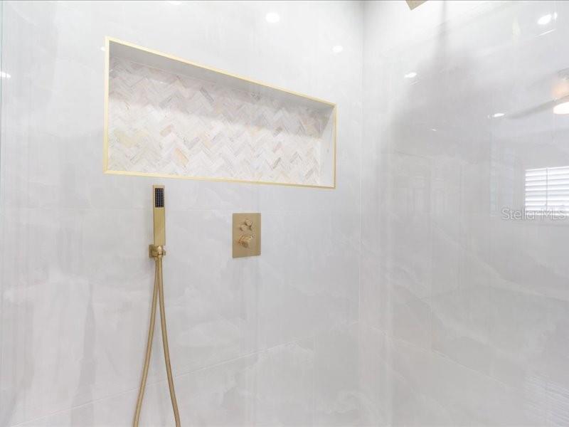 4704 W PRICE AVE, TAMPA, FL, 33611