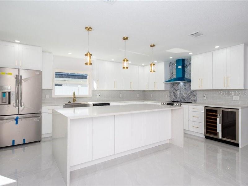 4704 W PRICE AVE, TAMPA, FL, 33611