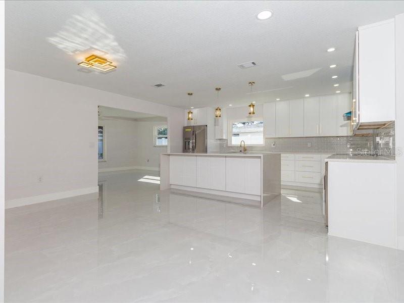 4704 W PRICE AVE, TAMPA, FL, 33611