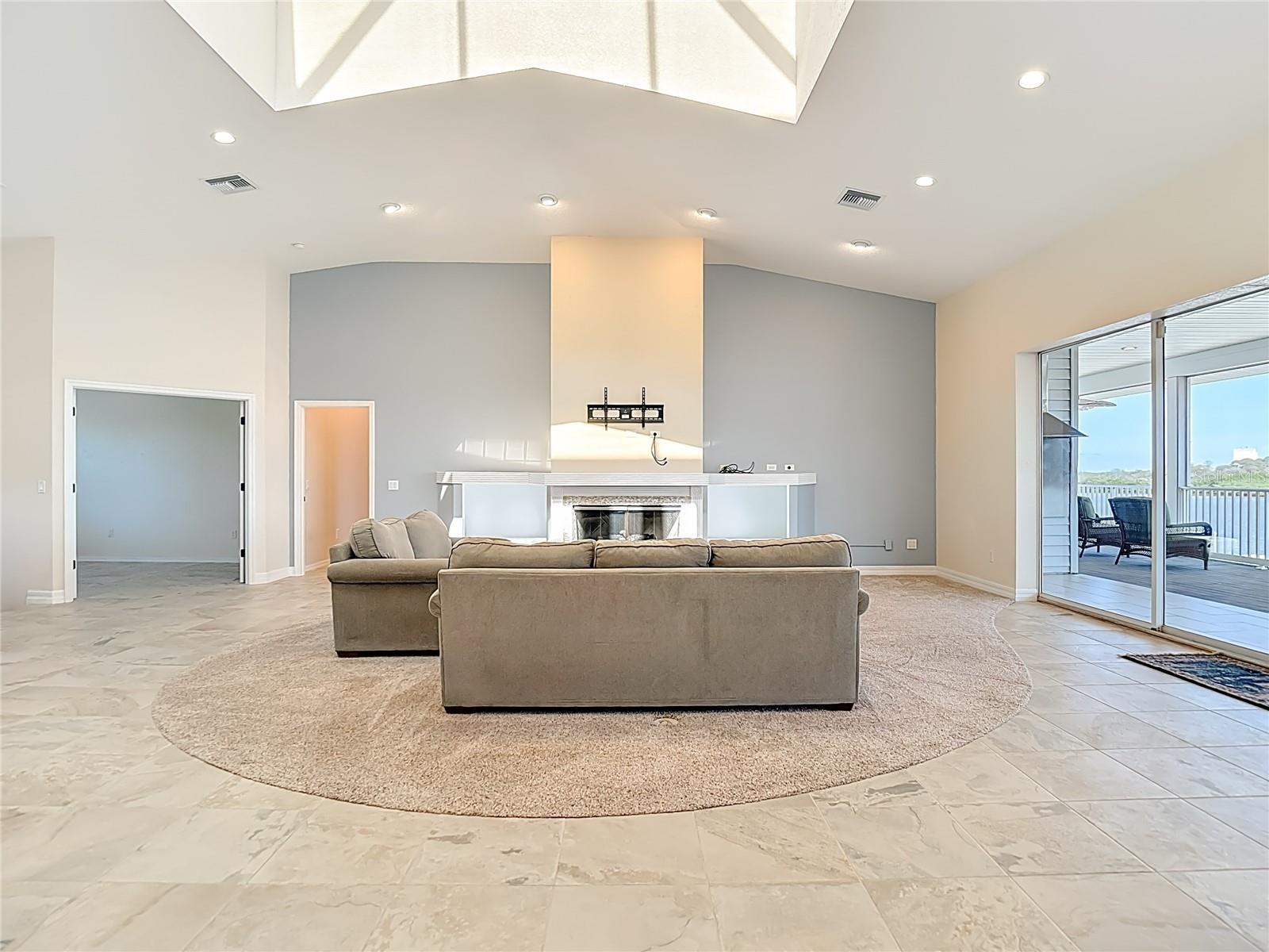 1508 RIVERSIDE DR, TARPON SPRINGS, FL, 34689