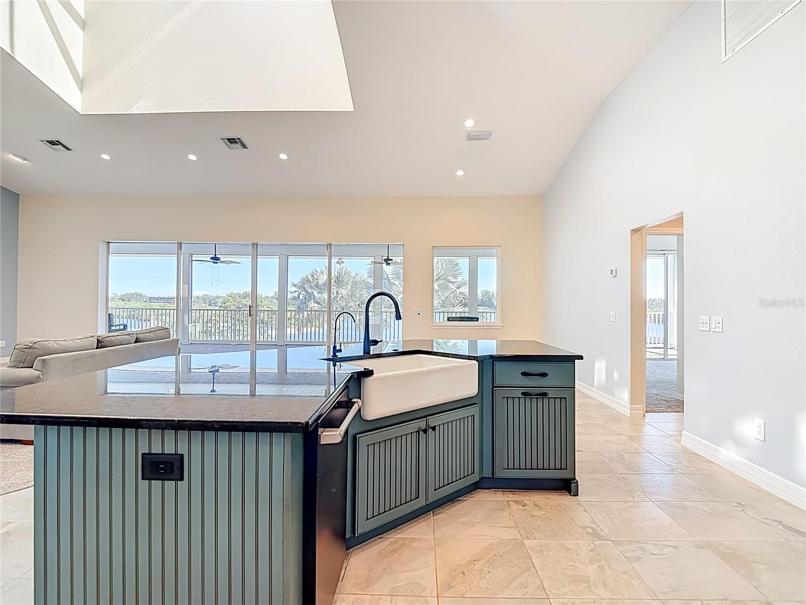 1508 RIVERSIDE DR, TARPON SPRINGS, FL, 34689