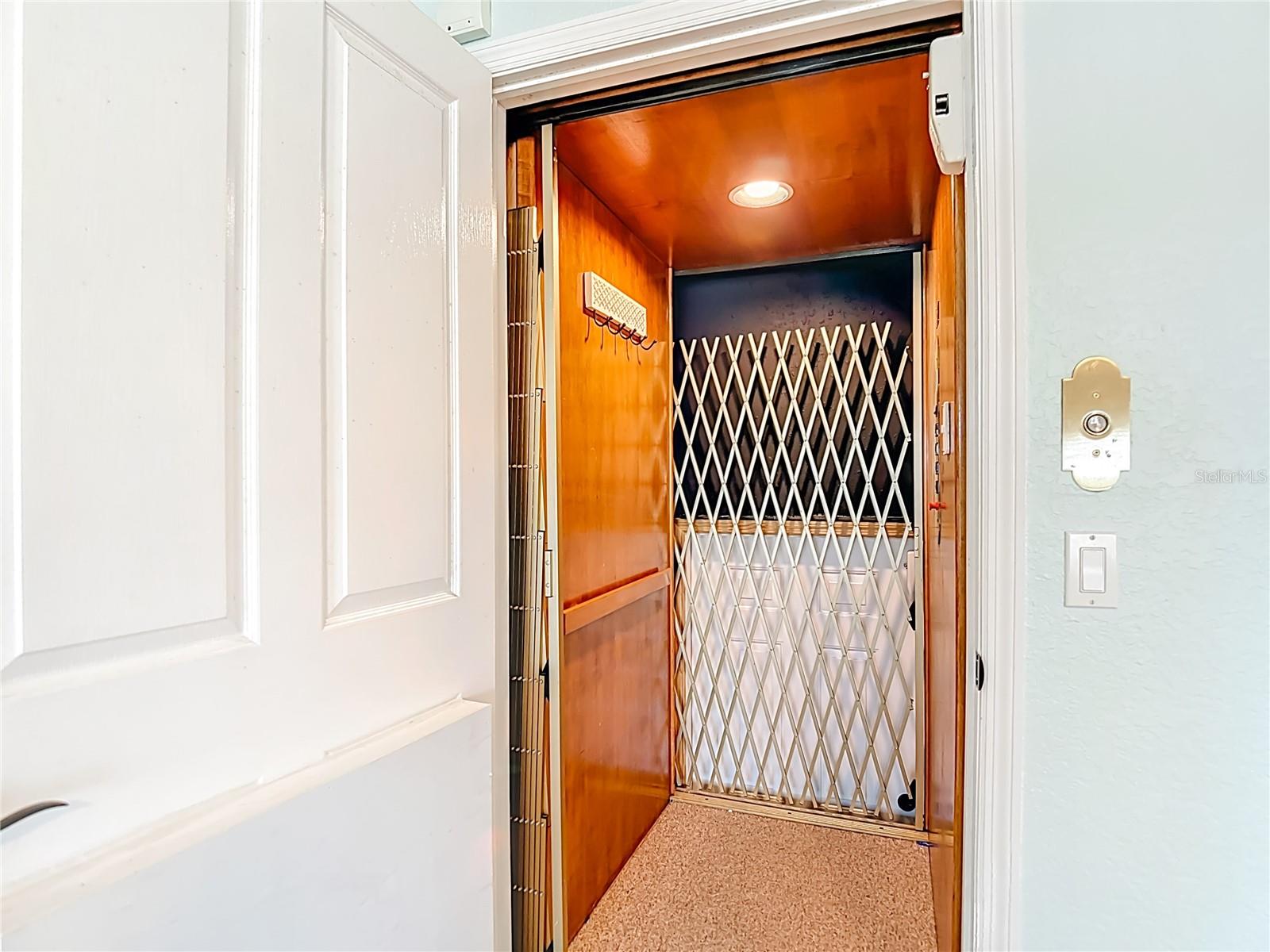 1508 RIVERSIDE DR, TARPON SPRINGS, FL, 34689