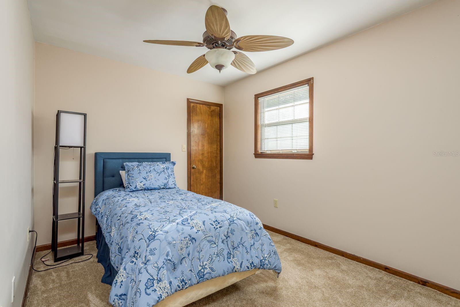 1416 GROVE AVE, LEESBURG, FL, 34748