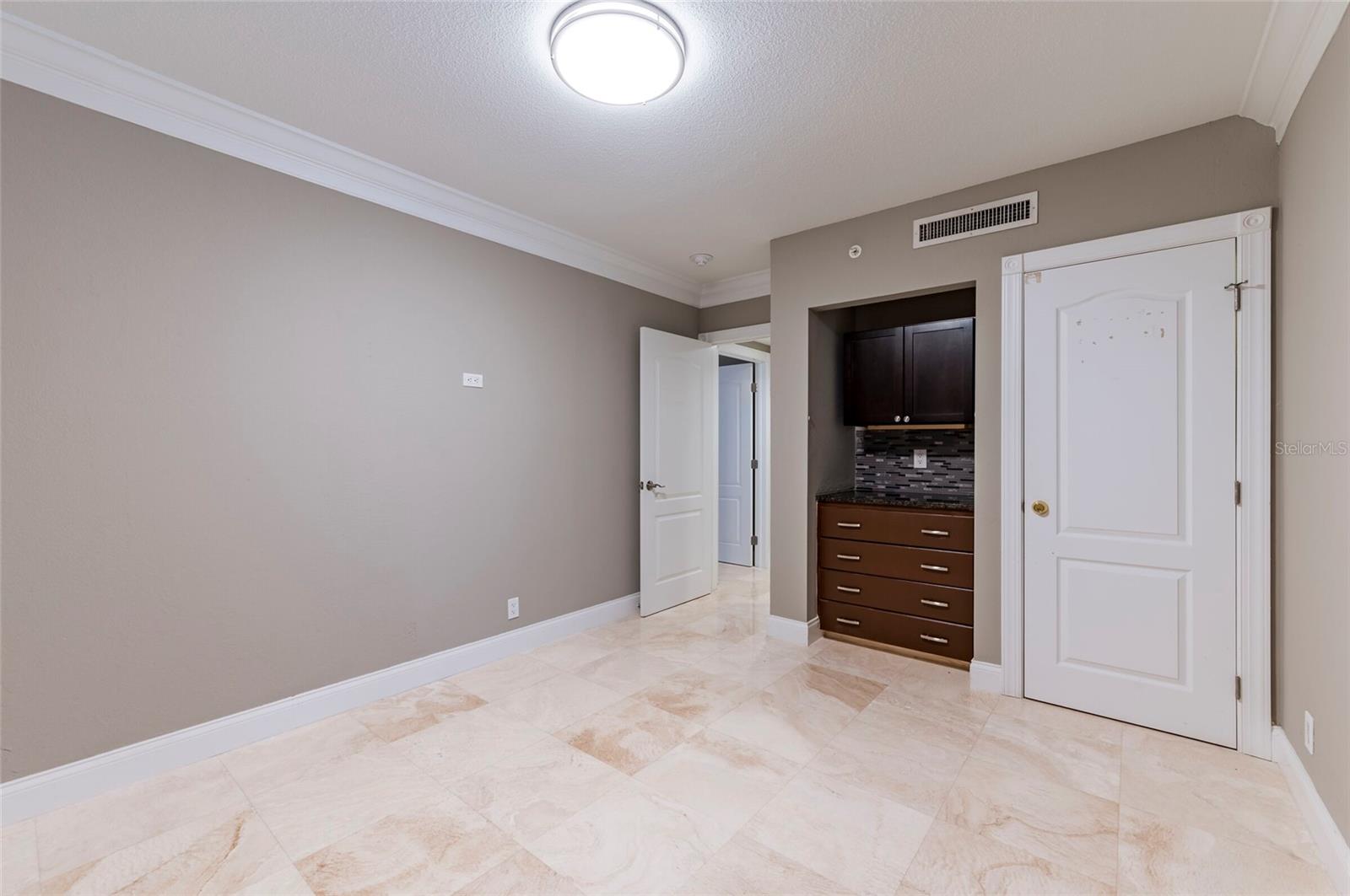 36750 US HIGHWAY 19 N #4-221, PALM HARBOR, FL, 34683