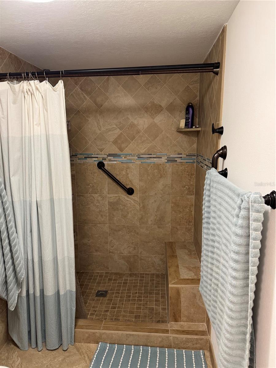 1130 N LAKE PARKER AVE #B111, LAKELAND, FL, 33805