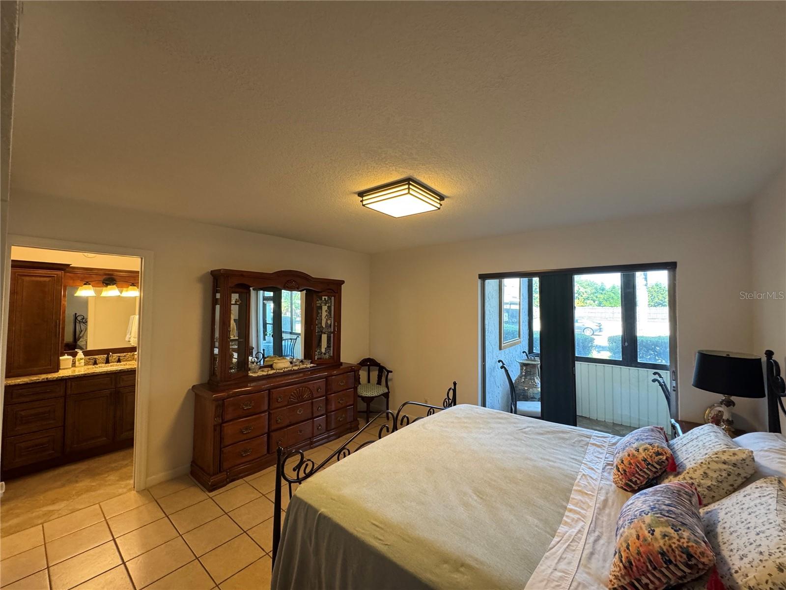 1130 N LAKE PARKER AVE #B111, LAKELAND, FL, 33805