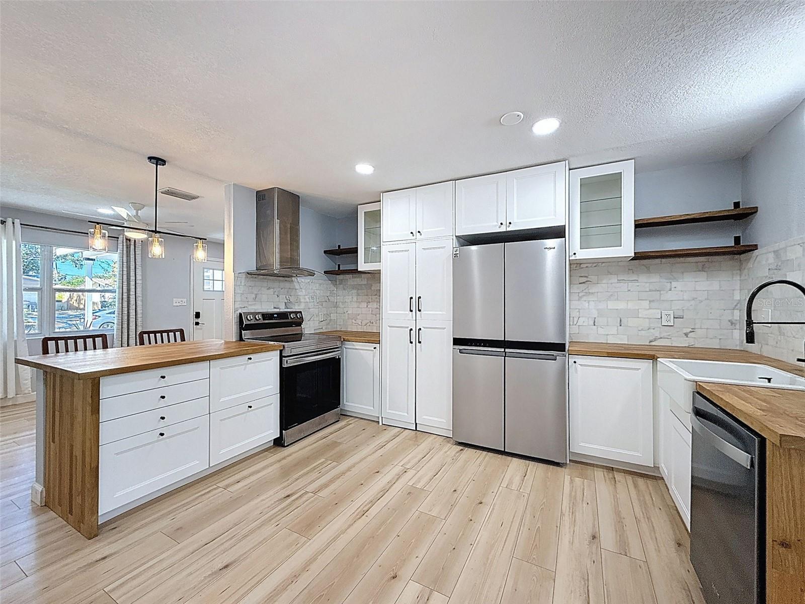 217 EVELYN AVE, CLEARWATER, FL, 33765