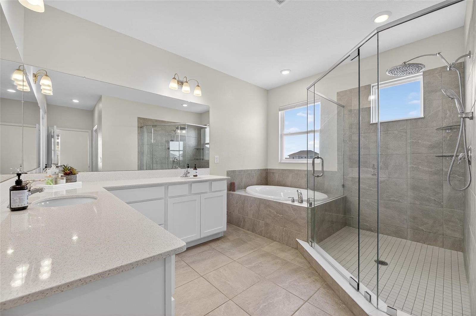 324 BLACKROCK LN, APOLLO BEACH, FL, 33572