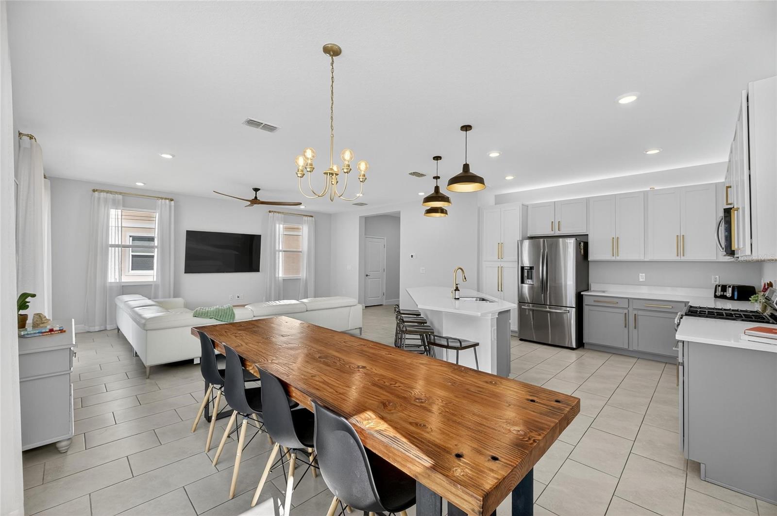 324 BLACKROCK LN, APOLLO BEACH, FL, 33572