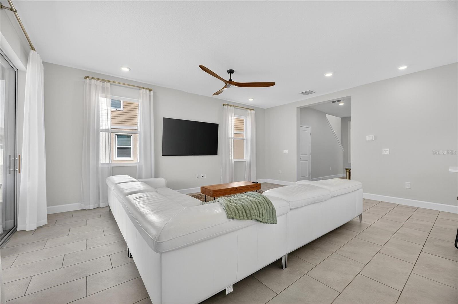 324 BLACKROCK LN, APOLLO BEACH, FL, 33572