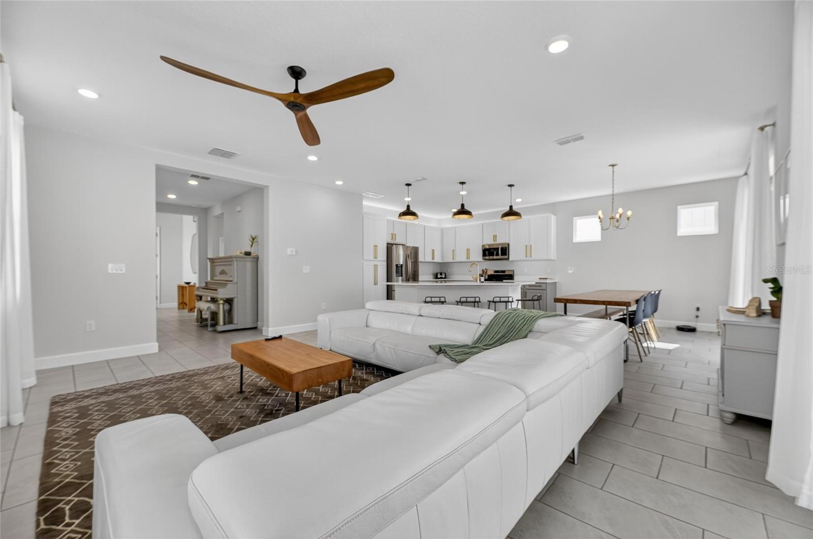 324 BLACKROCK LN, APOLLO BEACH, FL, 33572