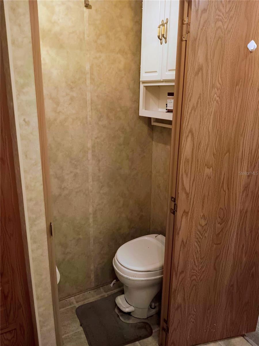 O6355329 Property Photo