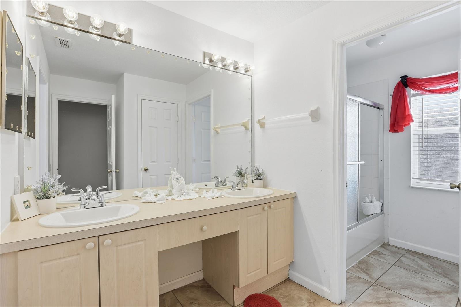 8006 KING PALM CIR, KISSIMMEE, FL, 34747