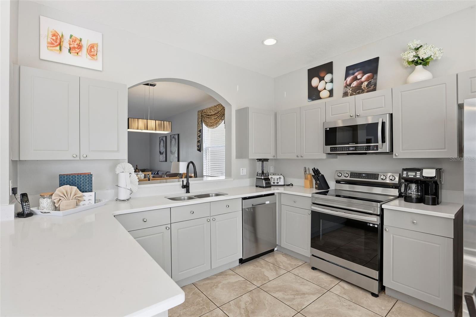 8006 KING PALM CIR, KISSIMMEE, FL, 34747