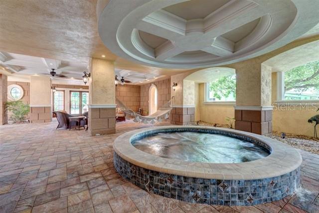 829 BRUCE AVE, CLEARWATER BEACH, FL, 33767