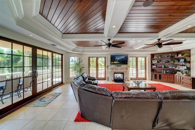 829 BRUCE AVE, CLEARWATER BEACH, FL, 33767