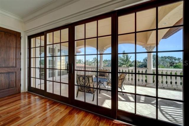 829 BRUCE AVE, CLEARWATER BEACH, FL, 33767