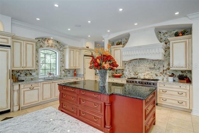 829 BRUCE AVE, CLEARWATER BEACH, FL, 33767