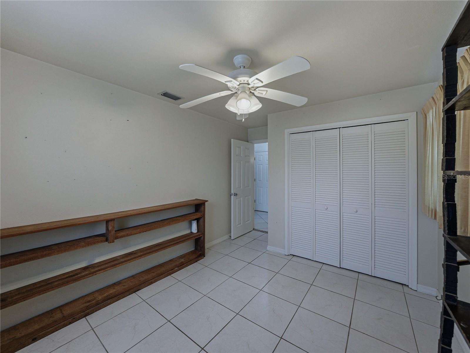 2702 AUBURN AVE W, TAMPA, FL, 33614