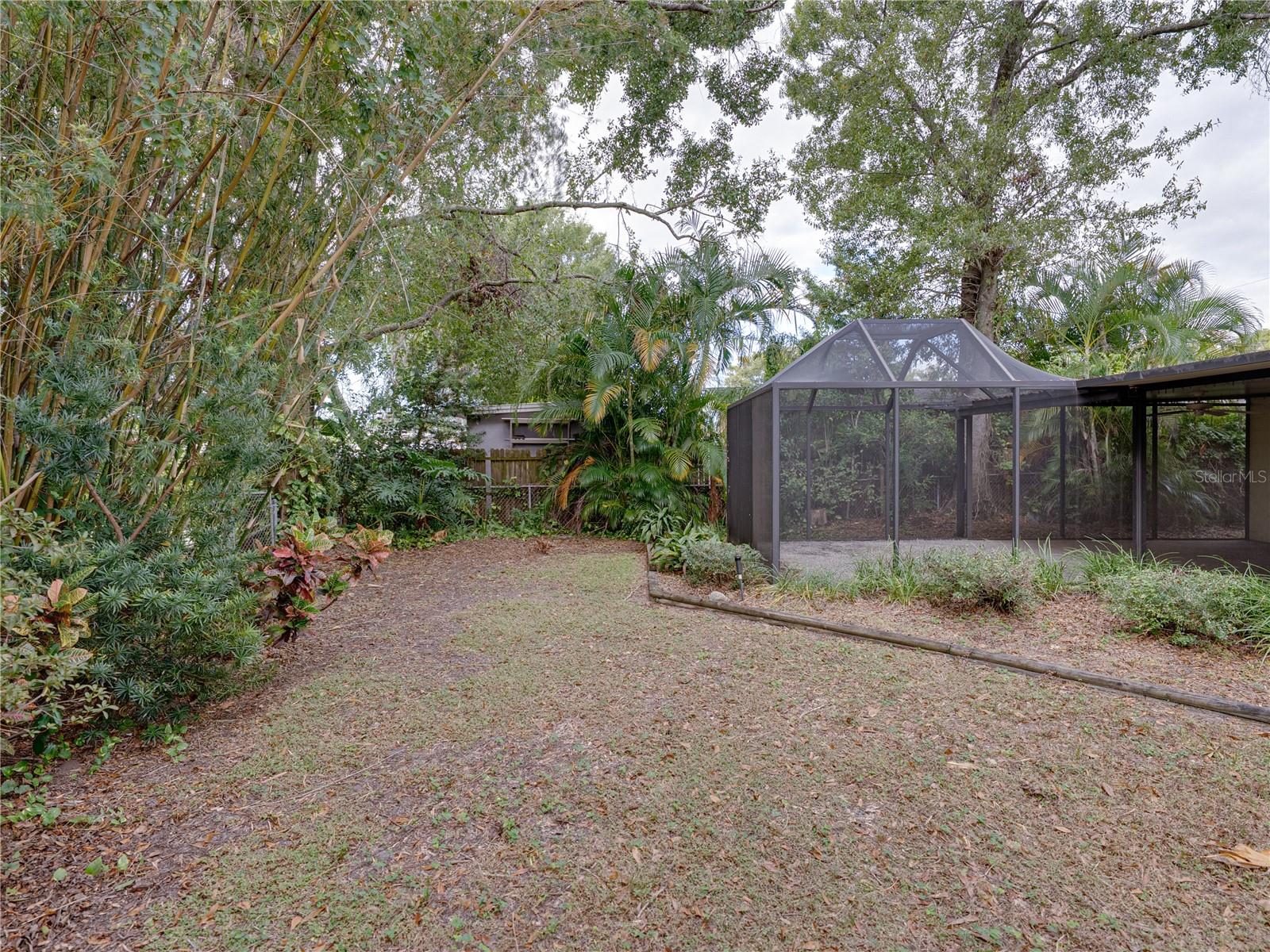 2702 AUBURN AVE W, TAMPA, FL, 33614