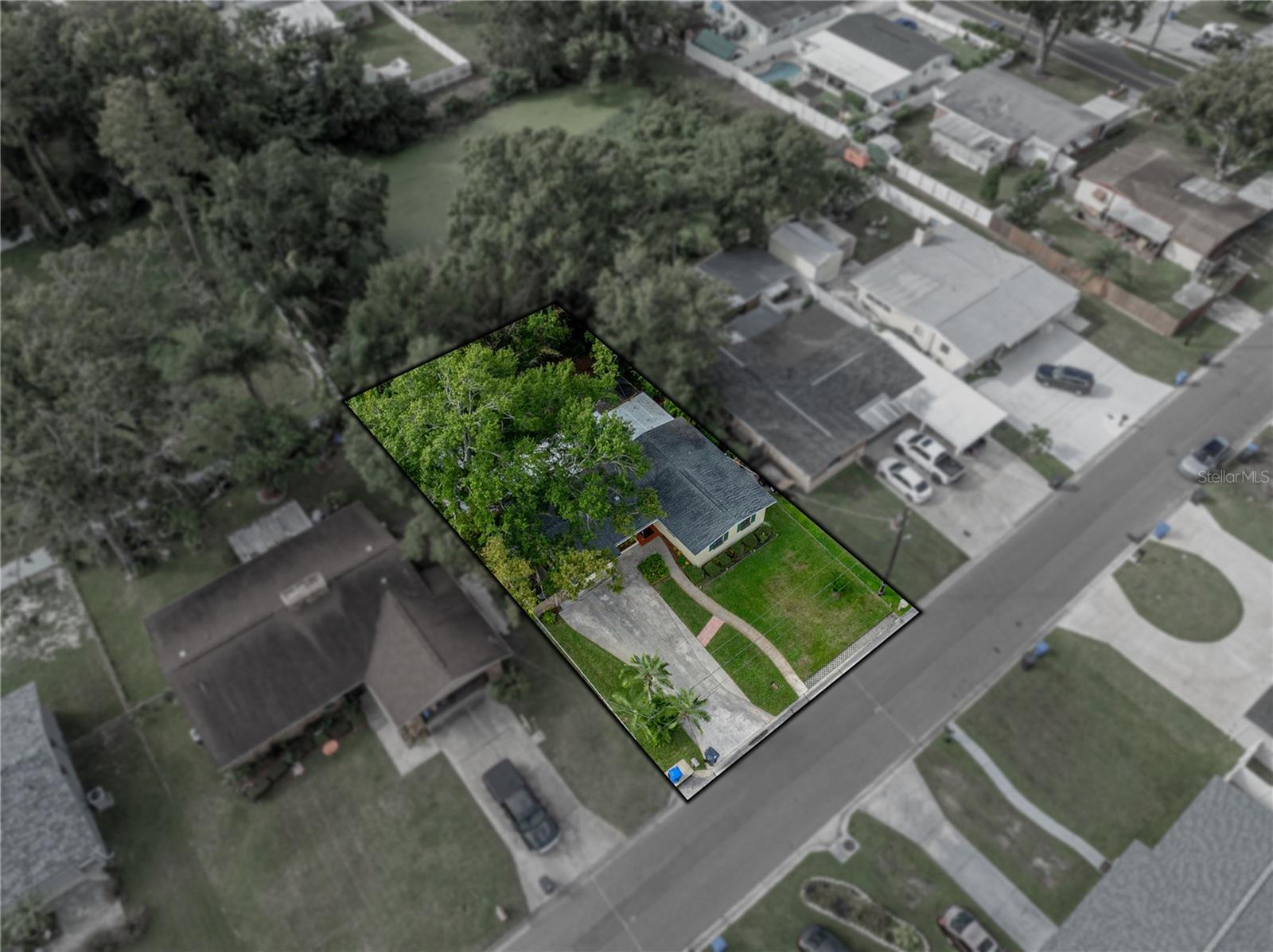 2702 AUBURN AVE W, TAMPA, FL, 33614