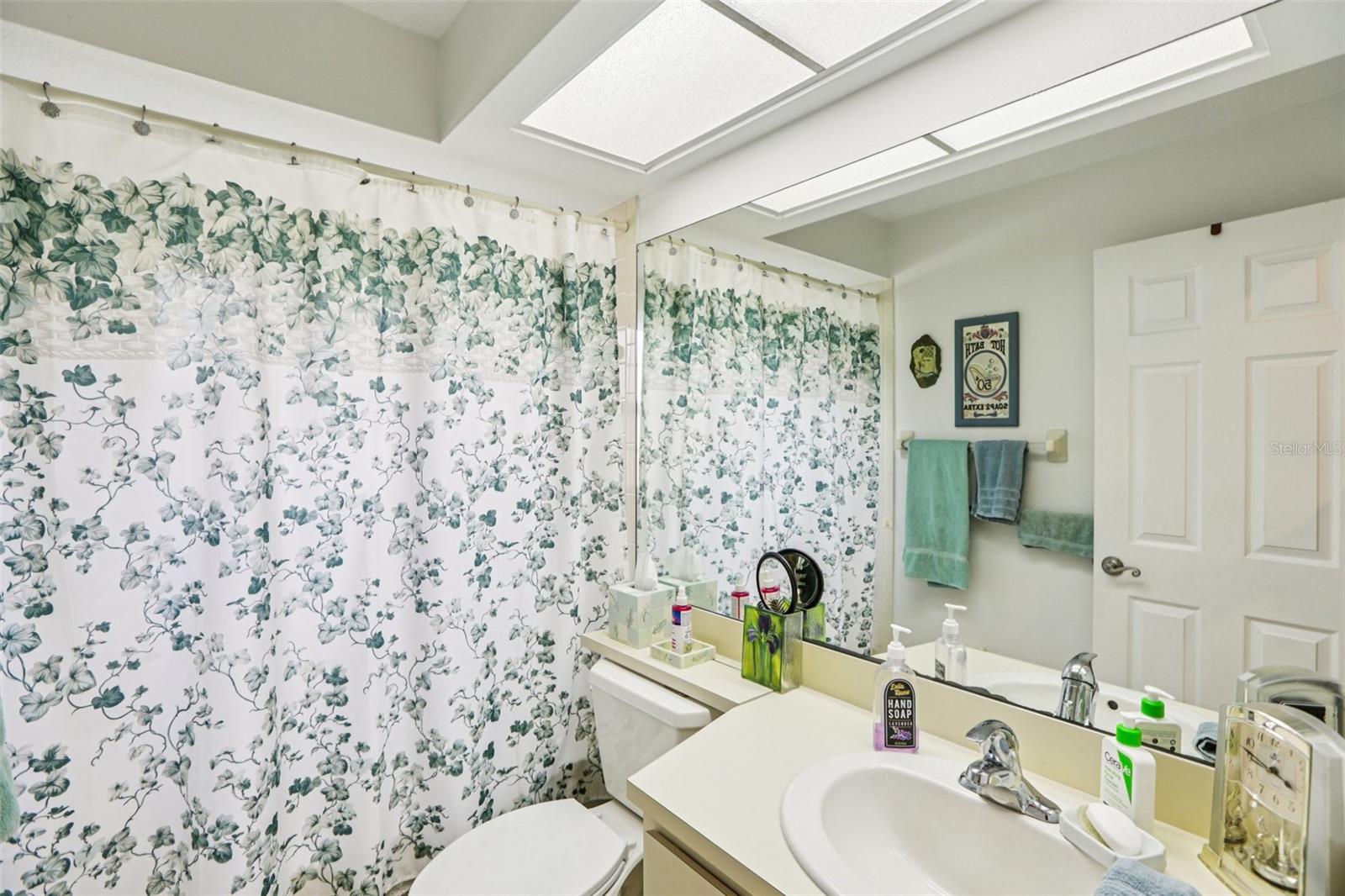 4994 KLOSTERMAN OAKS BLVD, PALM HARBOR, FL, 34683