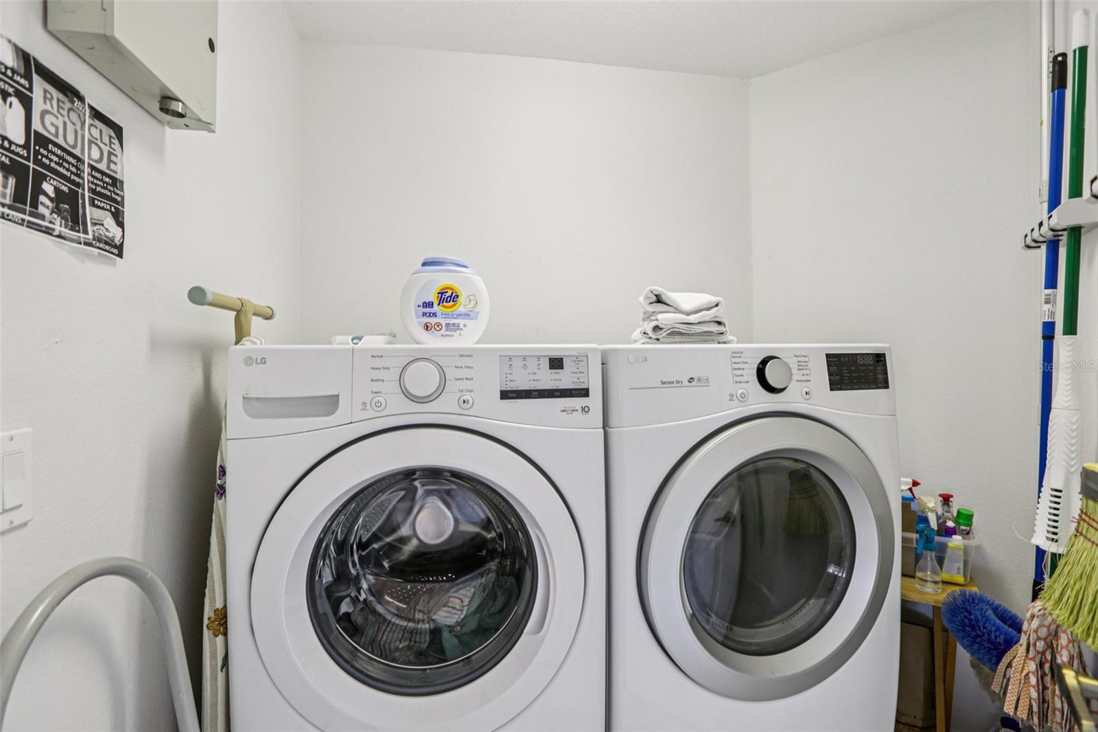 4994 KLOSTERMAN OAKS BLVD, PALM HARBOR, FL, 34683