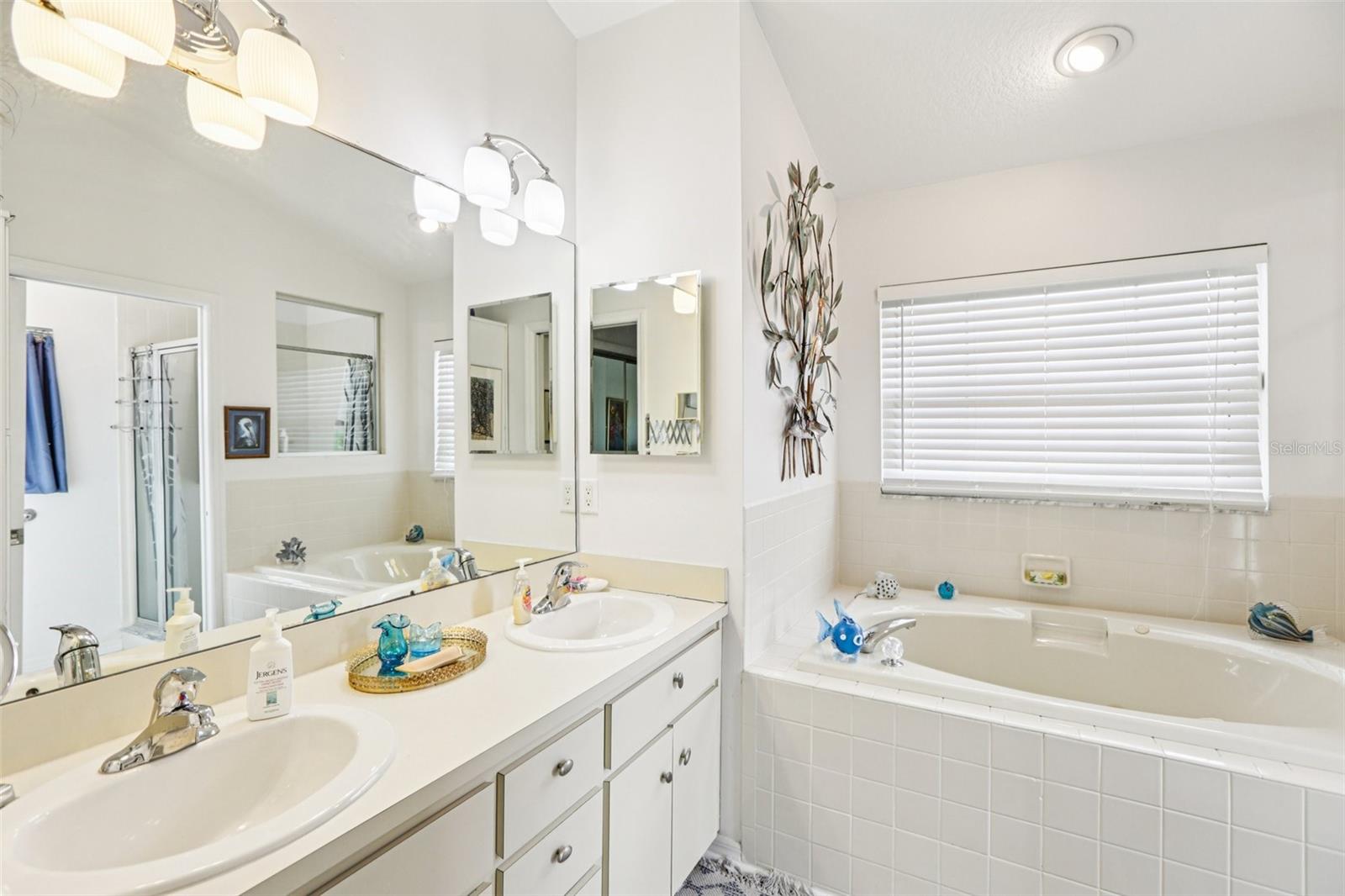 4994 KLOSTERMAN OAKS BLVD, PALM HARBOR, FL, 34683