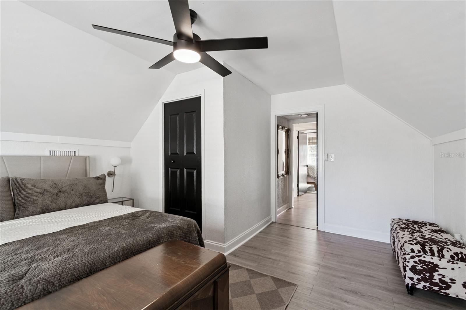 3330 8TH AVE N, ST PETERSBURG, FL, 33713