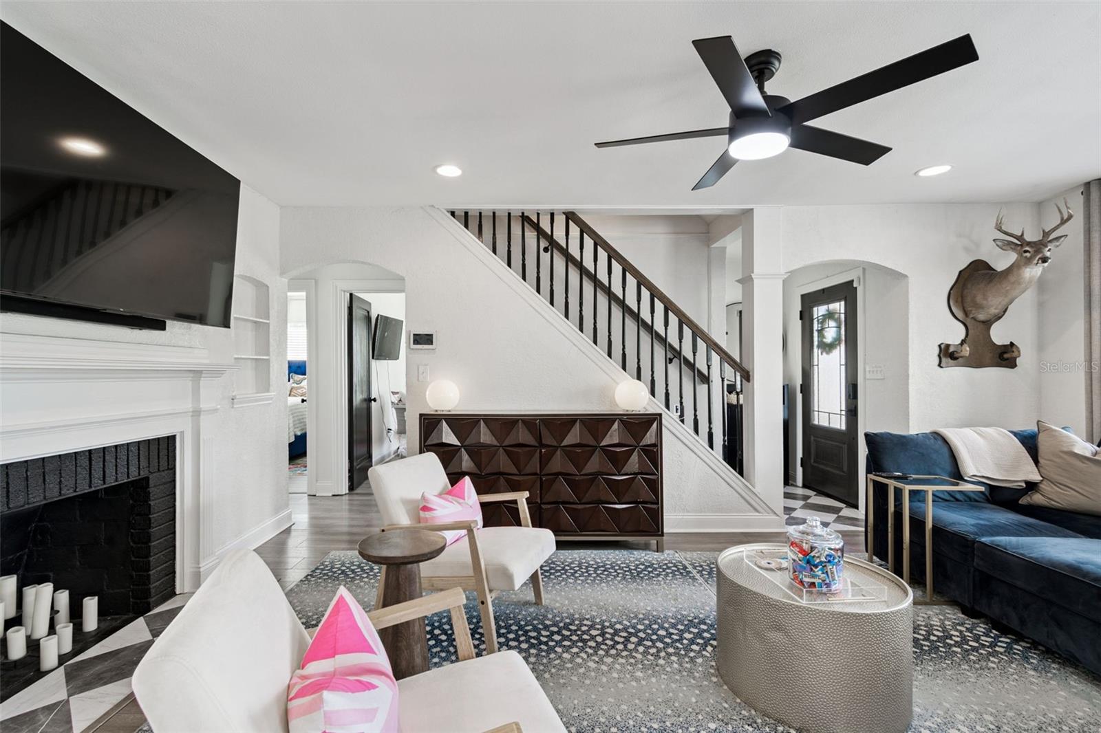 TB8441459 Property Photo