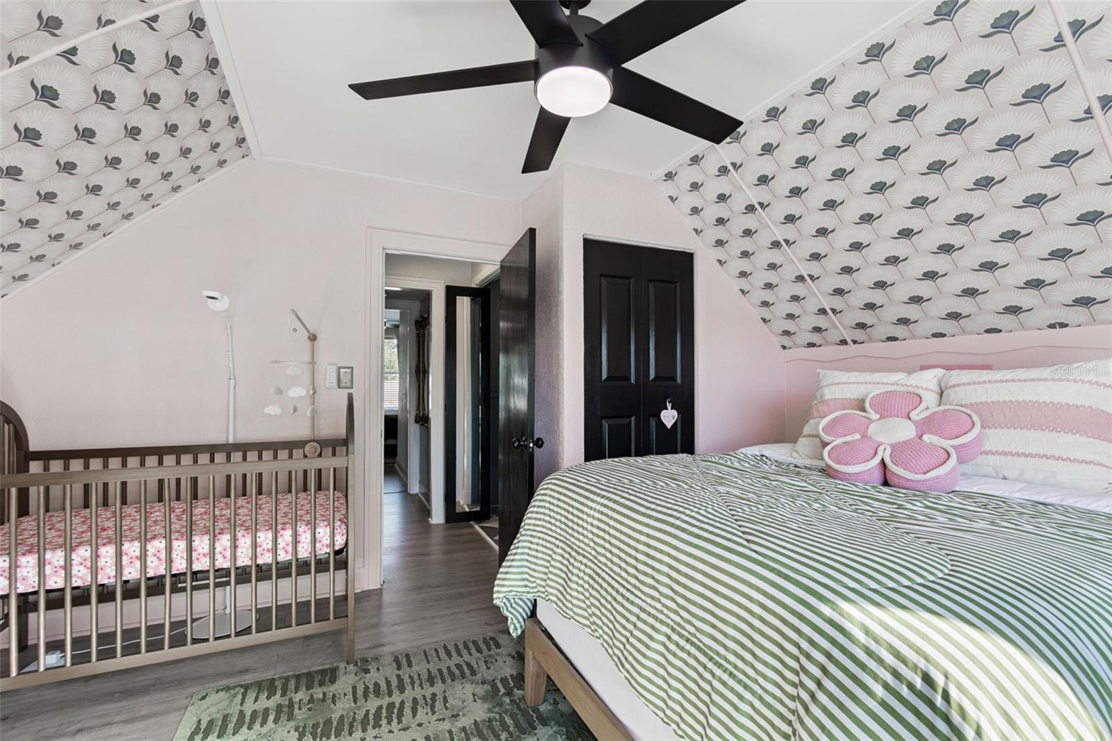 3330 8TH AVE N, ST PETERSBURG, FL, 33713