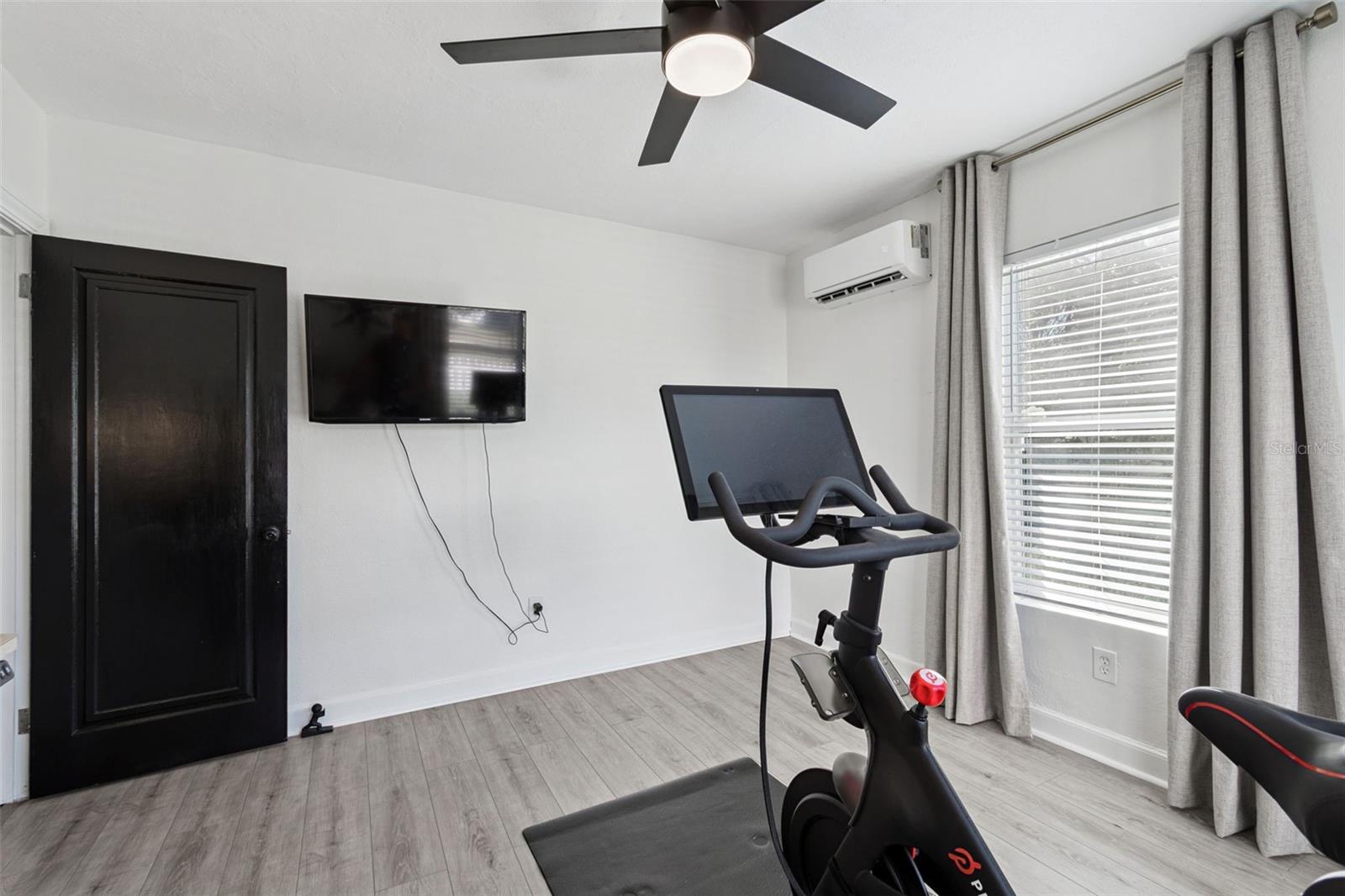 3330 8TH AVE N, ST PETERSBURG, FL, 33713