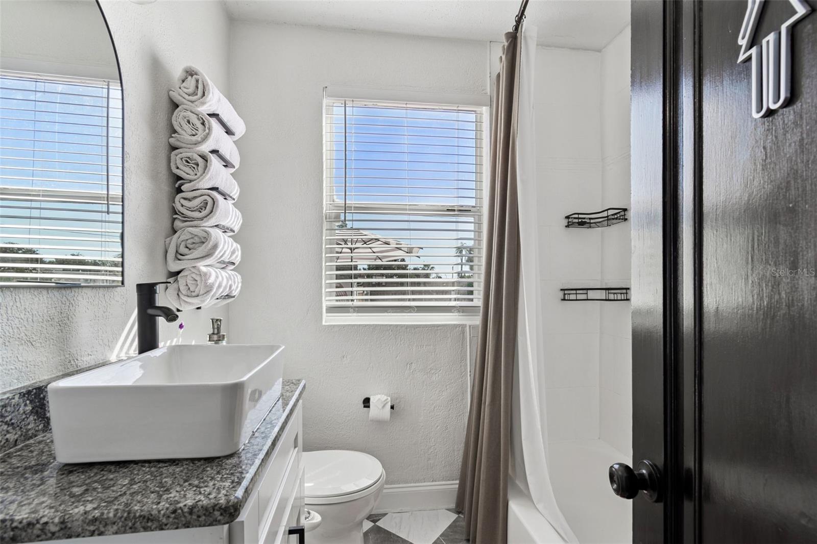 3330 8TH AVE N, ST PETERSBURG, FL, 33713