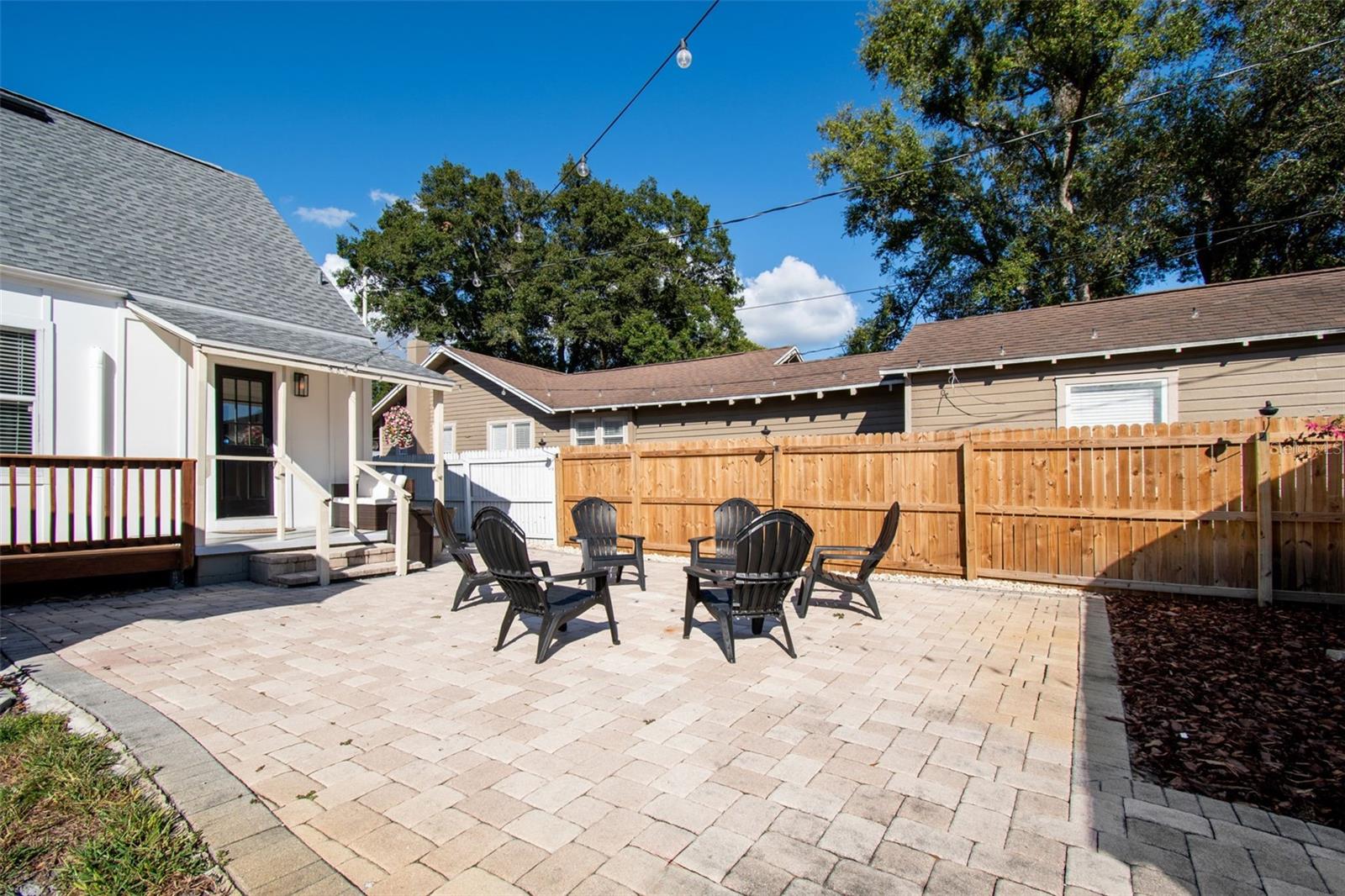 3330 8TH AVE N, ST PETERSBURG, FL, 33713