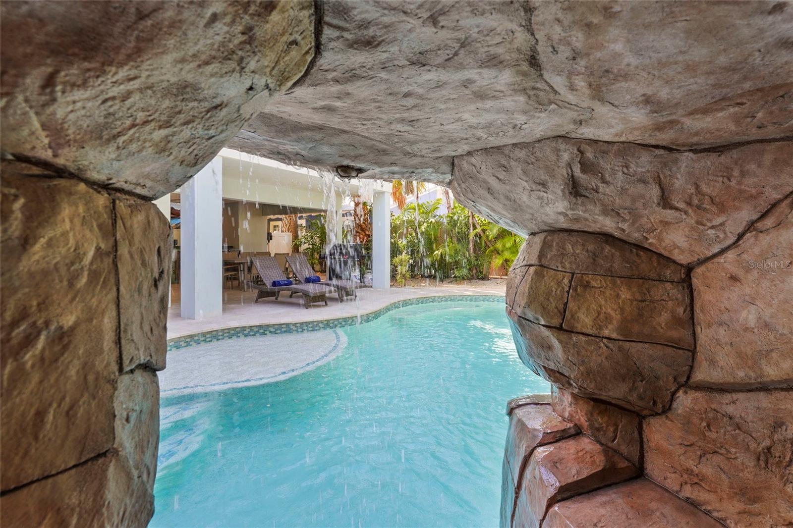 106 7TH ST S, BRADENTON BEACH, FL, 34217