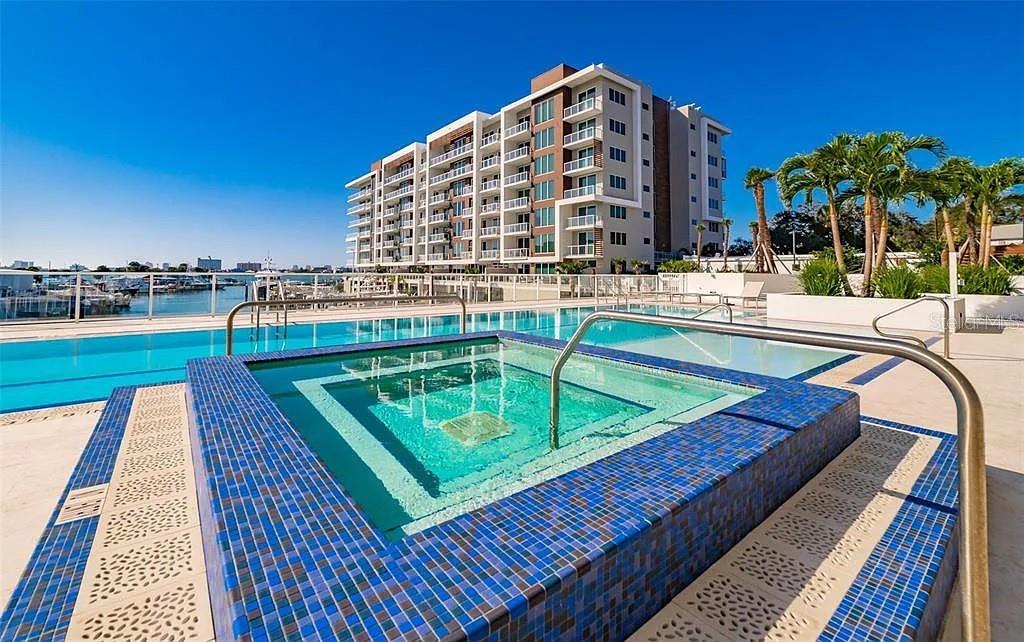 920 N OSCEOLA AVE #303, CLEARWATER, FL, 33755