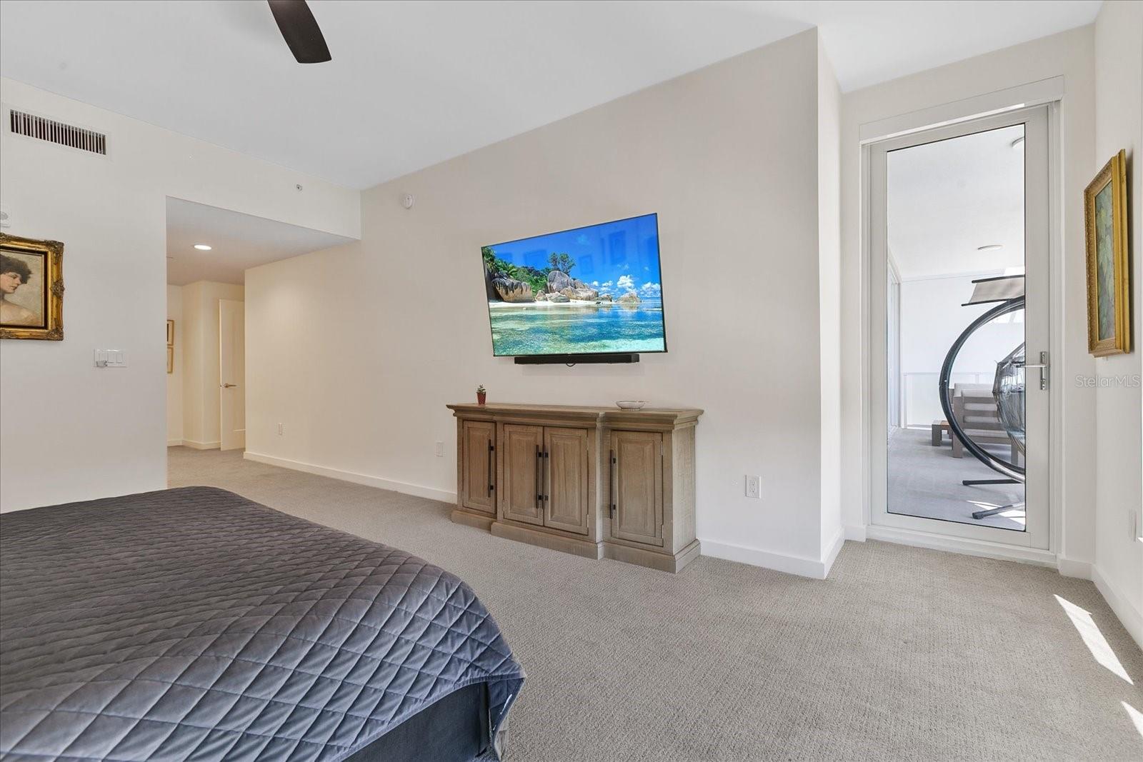 920 N OSCEOLA AVE #303, CLEARWATER, FL, 33755