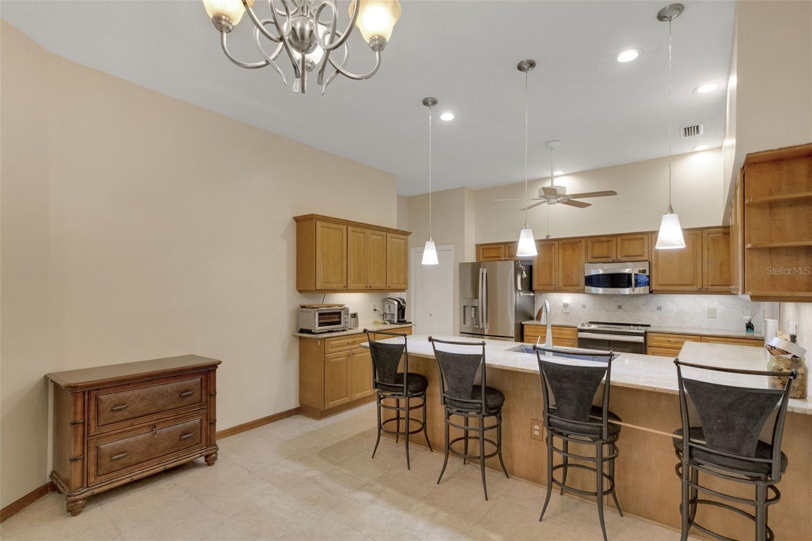 6602 FORESTWOOD DR W, LAKELAND, FL, 33811