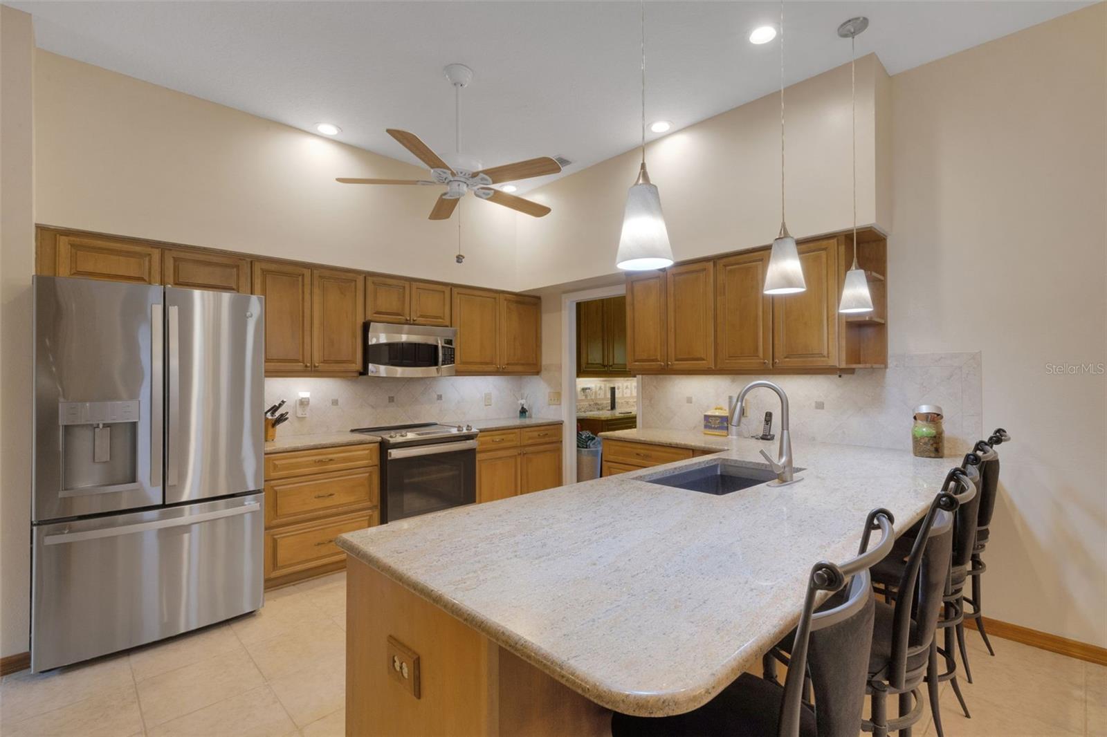 6602 FORESTWOOD DR W, LAKELAND, FL, 33811