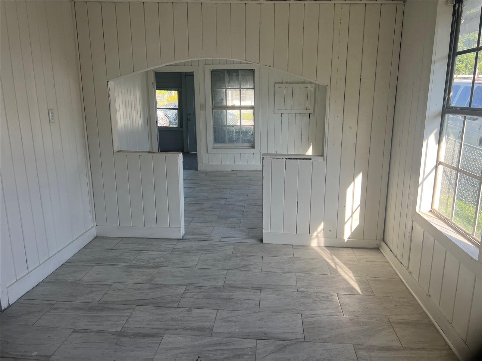 P4936823 Property Photo