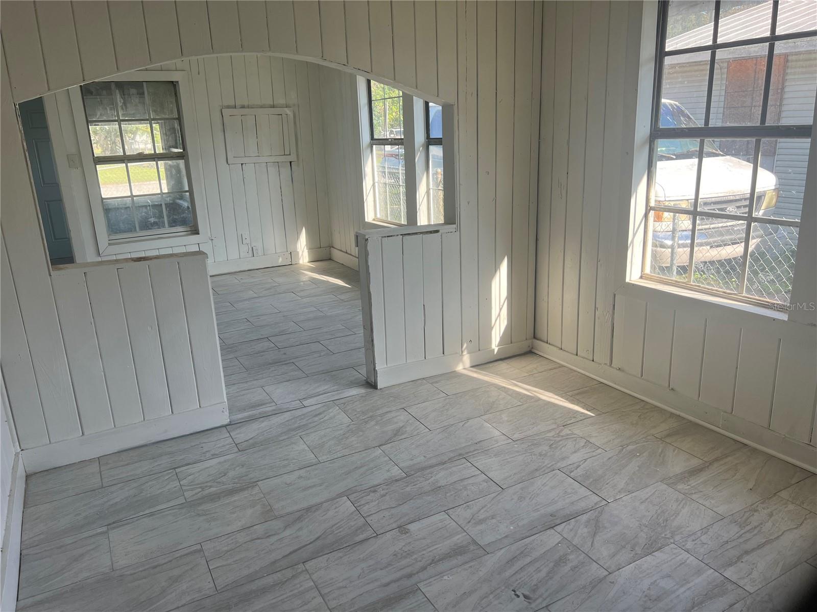 P4936823 Property Photo