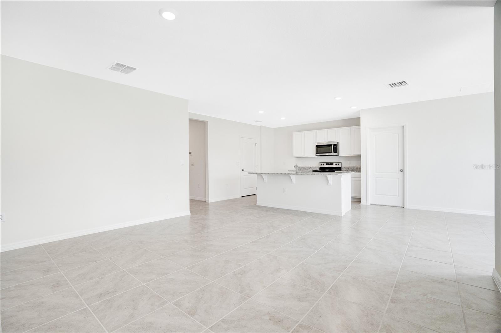 1112 BROOKLET RD, DAVENPORT, FL, 33837