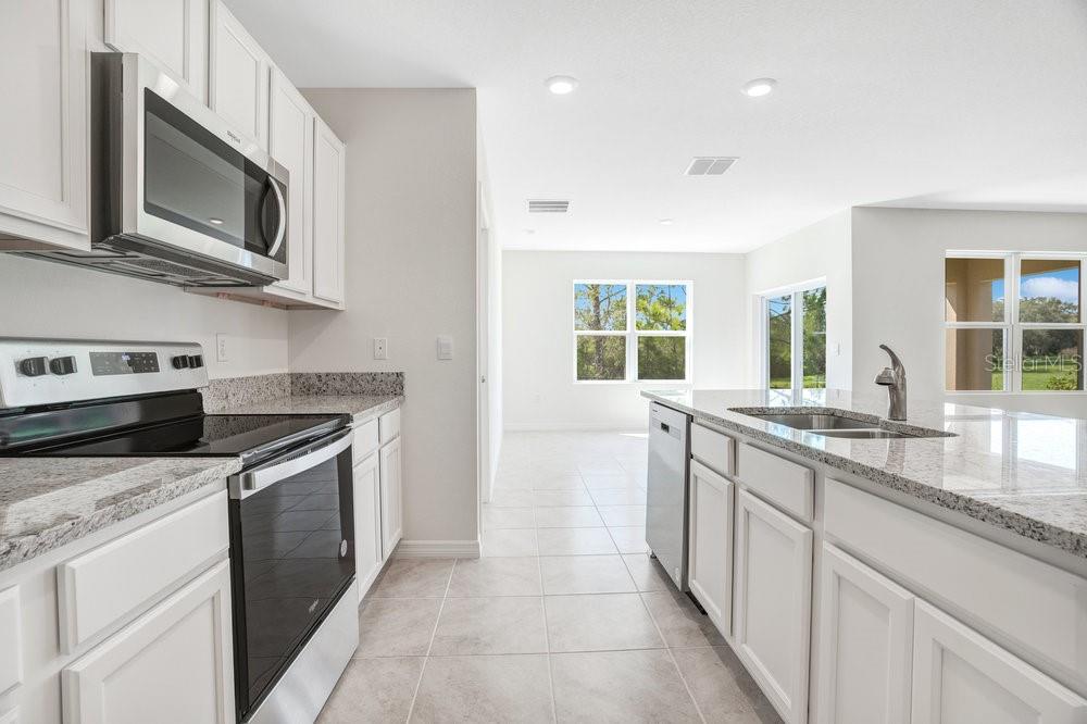 1112 BROOKLET RD, DAVENPORT, FL, 33837