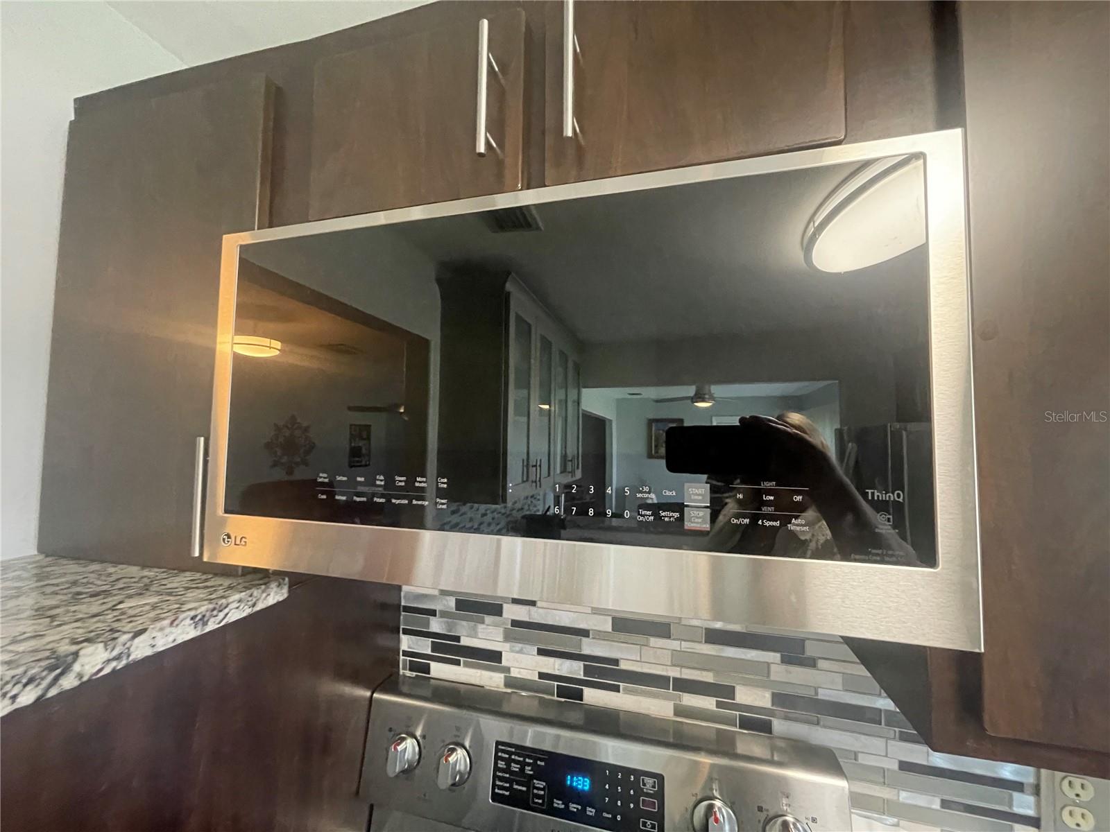 218 DOGWOOD CIR, SEMINOLE, FL, 33777