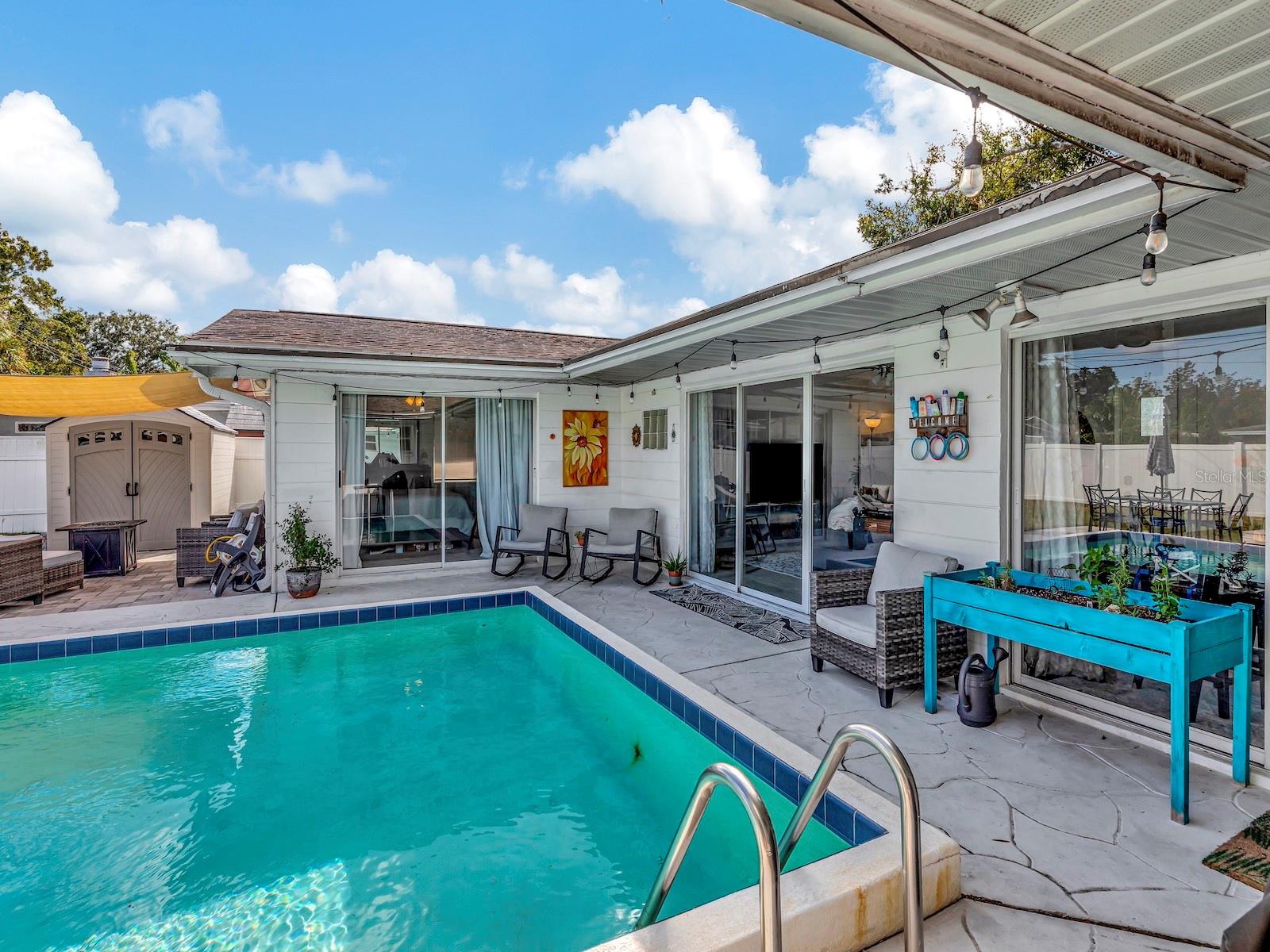 6941 18TH ST N, ST PETERSBURG, FL, 33702