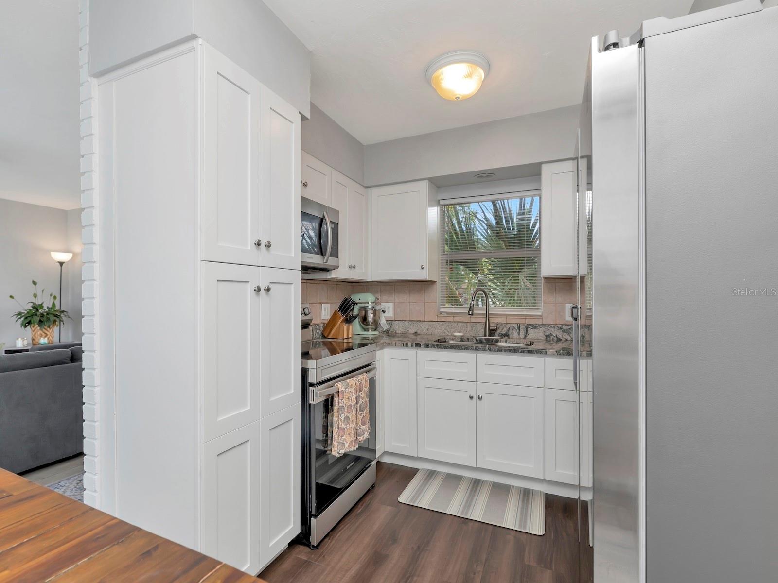 6941 18TH ST N, ST PETERSBURG, FL, 33702