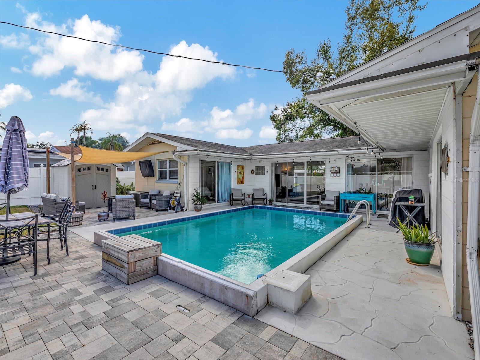 6941 18TH ST N, ST PETERSBURG, FL, 33702