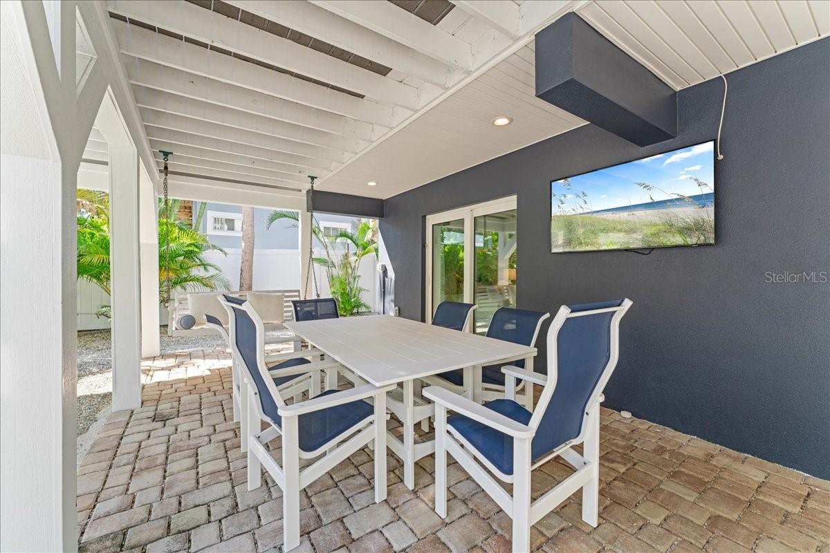 A4669701 Property Photo